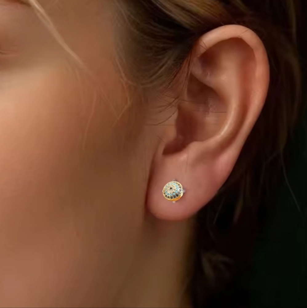 Vintage Evil Eye Stud Earrings - Picture 5 of 8